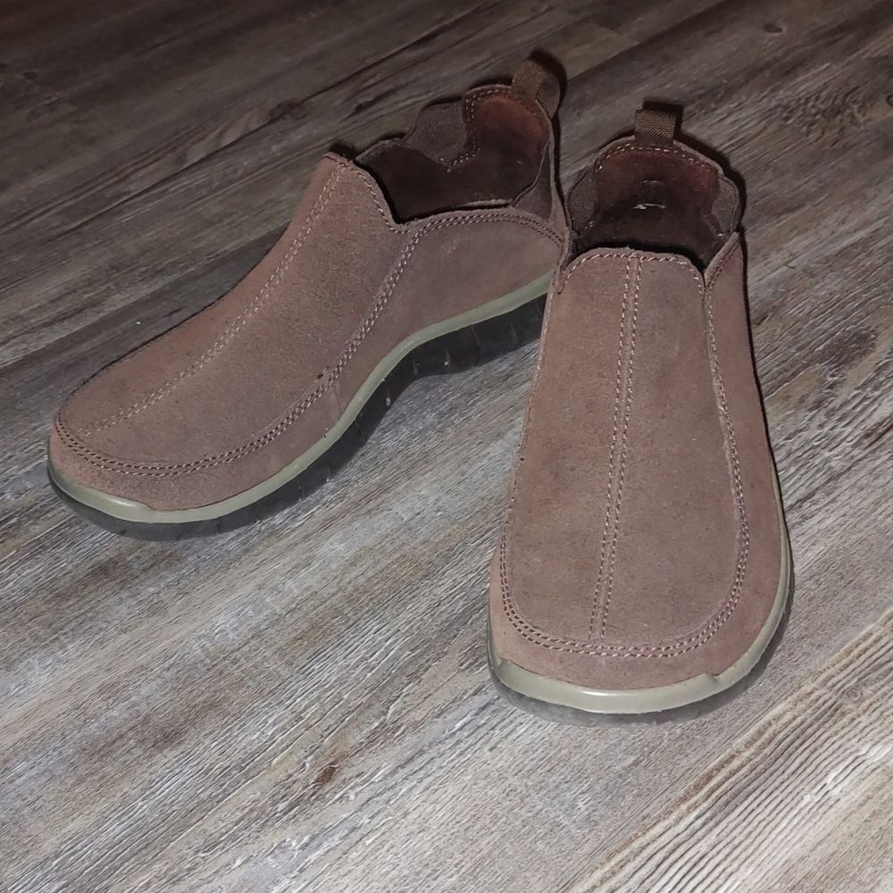 Lands End brown slip on shoes  Sz 6